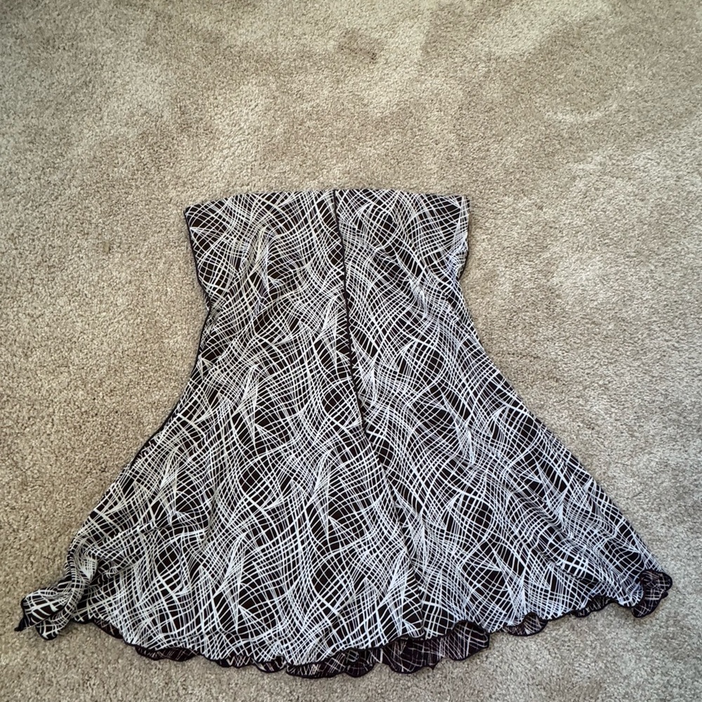 Max Studio Black and White A-Line Skirt